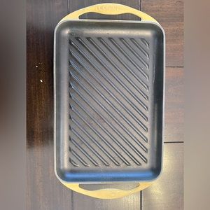 Le Creuset skinny grill pan in light yellow